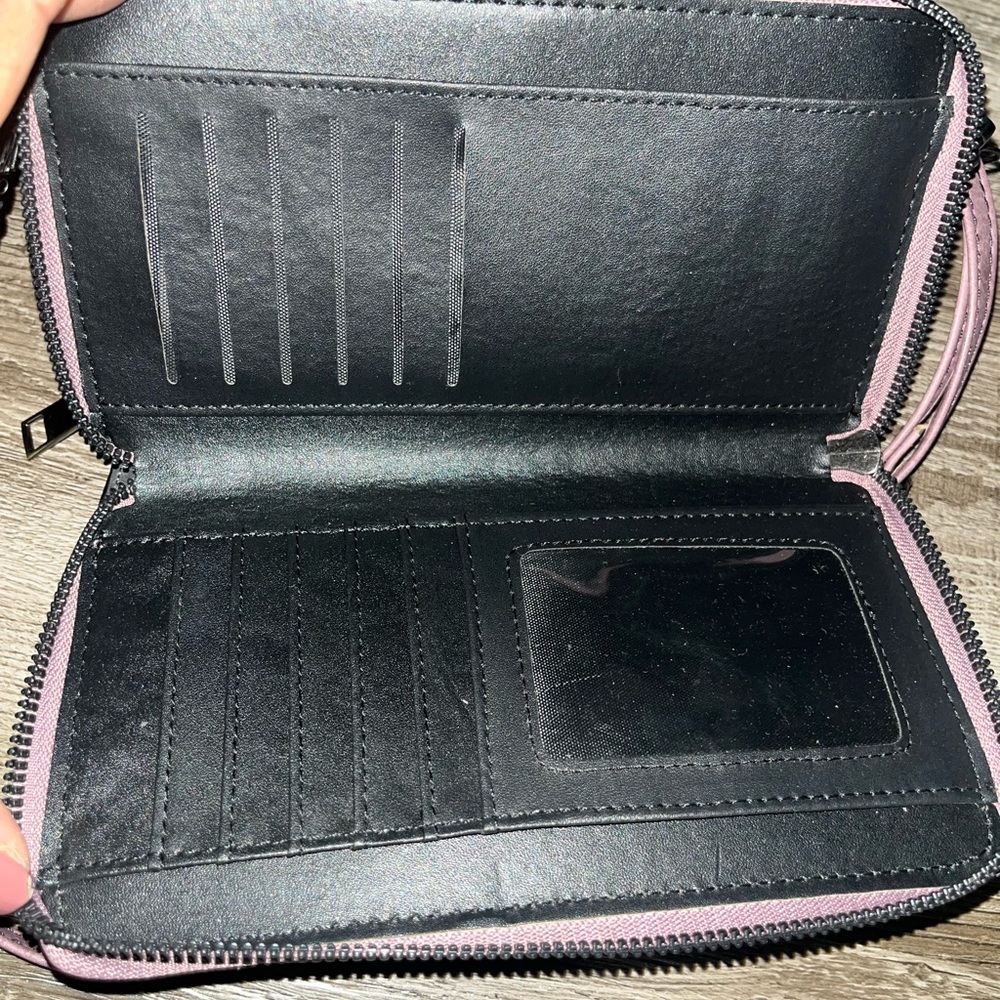 Elegant lavender Crossbody Bag - Picture 8 of 9